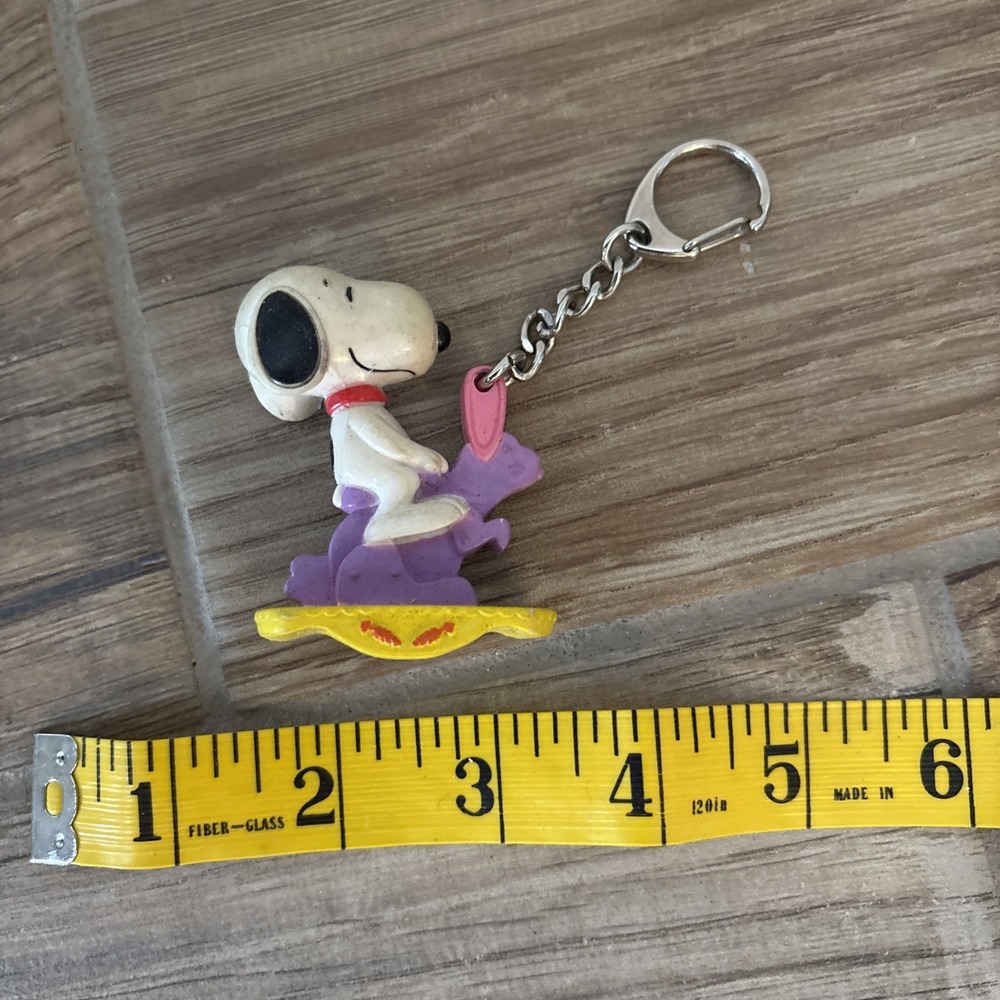 Peanuts SNOOPY Key Chain...Riding a Purple Easter Bunny‎ Rocking To